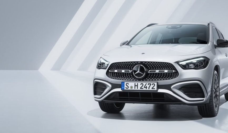 mercedes-gla-h247-stage-3840x1707-03-2023