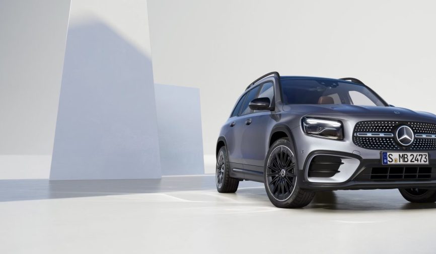 mercedes-benz-glb-x247-stage-3840x1707-03-2023