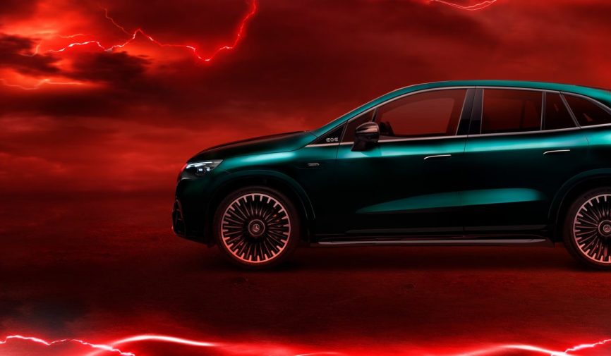 mercedes-eq-eqe-suv-x294-stage-3840x1707-11-2022