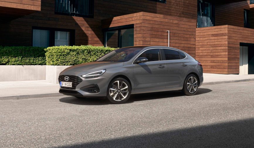 Hyundai i30 Fastback (2)