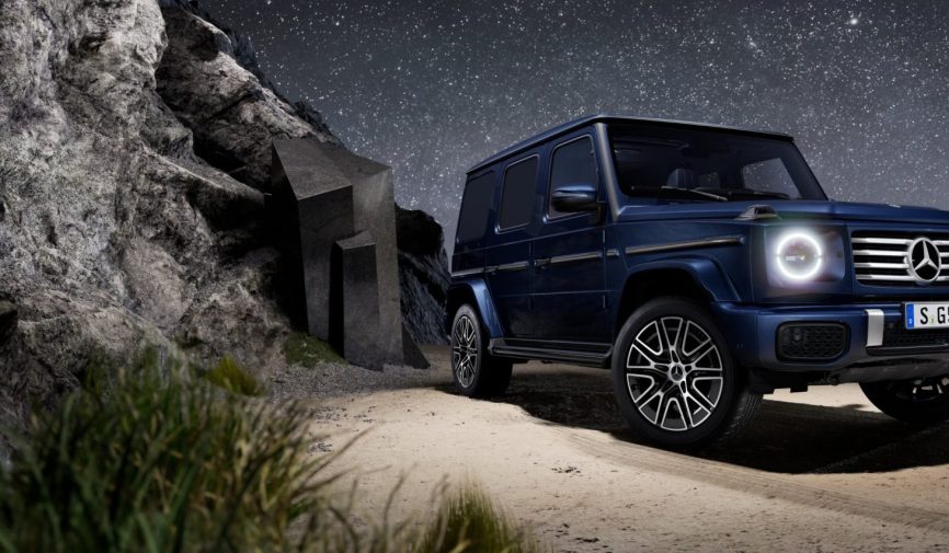 mercedes-benz-g-class-w465-stage-3840x3840-03-2024