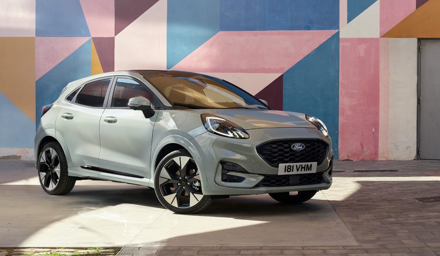 ford-eu-02_PUMA_MCA_ST_Line_Front_34_Static_Desktop-16x9-1440x810