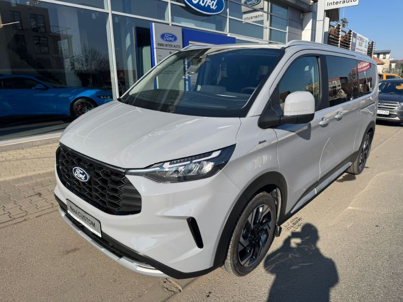 Ford Tourneo Custom Bus 320 2.0 EcoBlue 170 CP