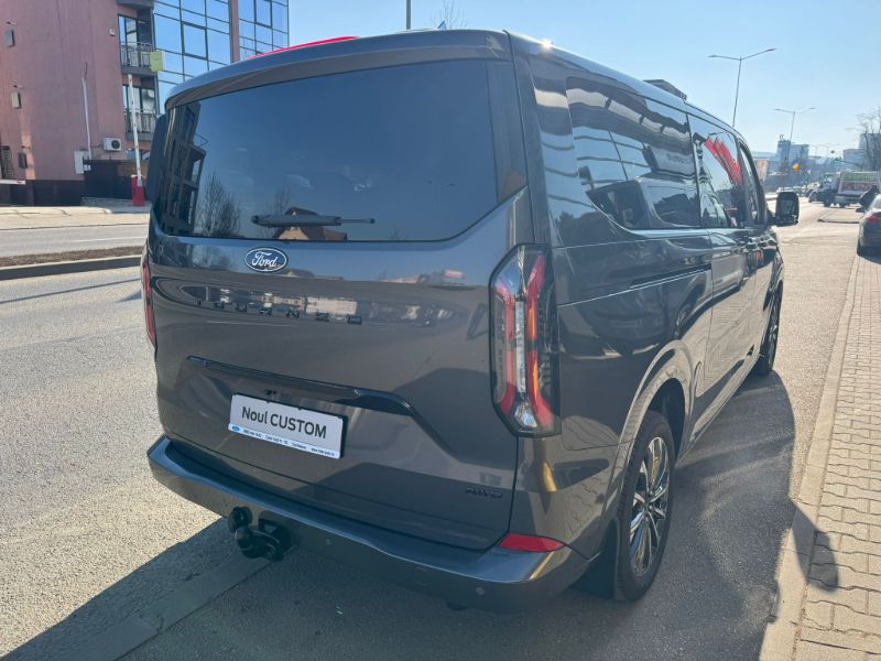 Ford Tourneo Custom Bus 320 2.0