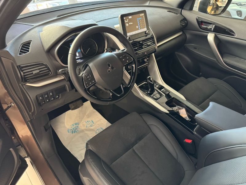 Mitsubishi Eclipse-Cross PHEV Intense+