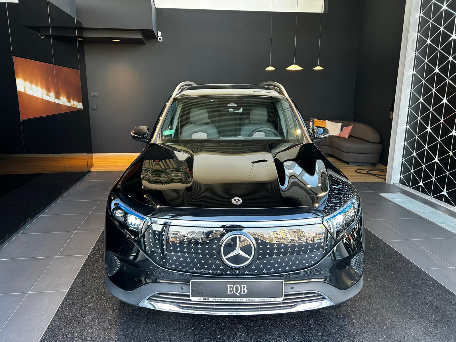 Mercedes-Benz EQB 250+