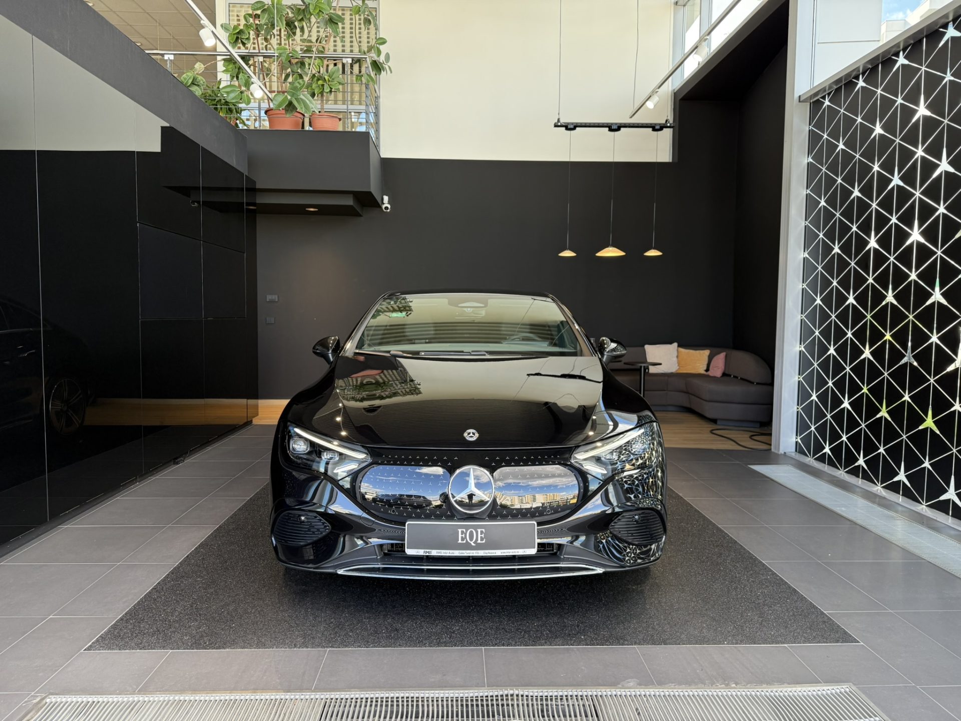 Mercedes-Benz EQE 350 4MATIC