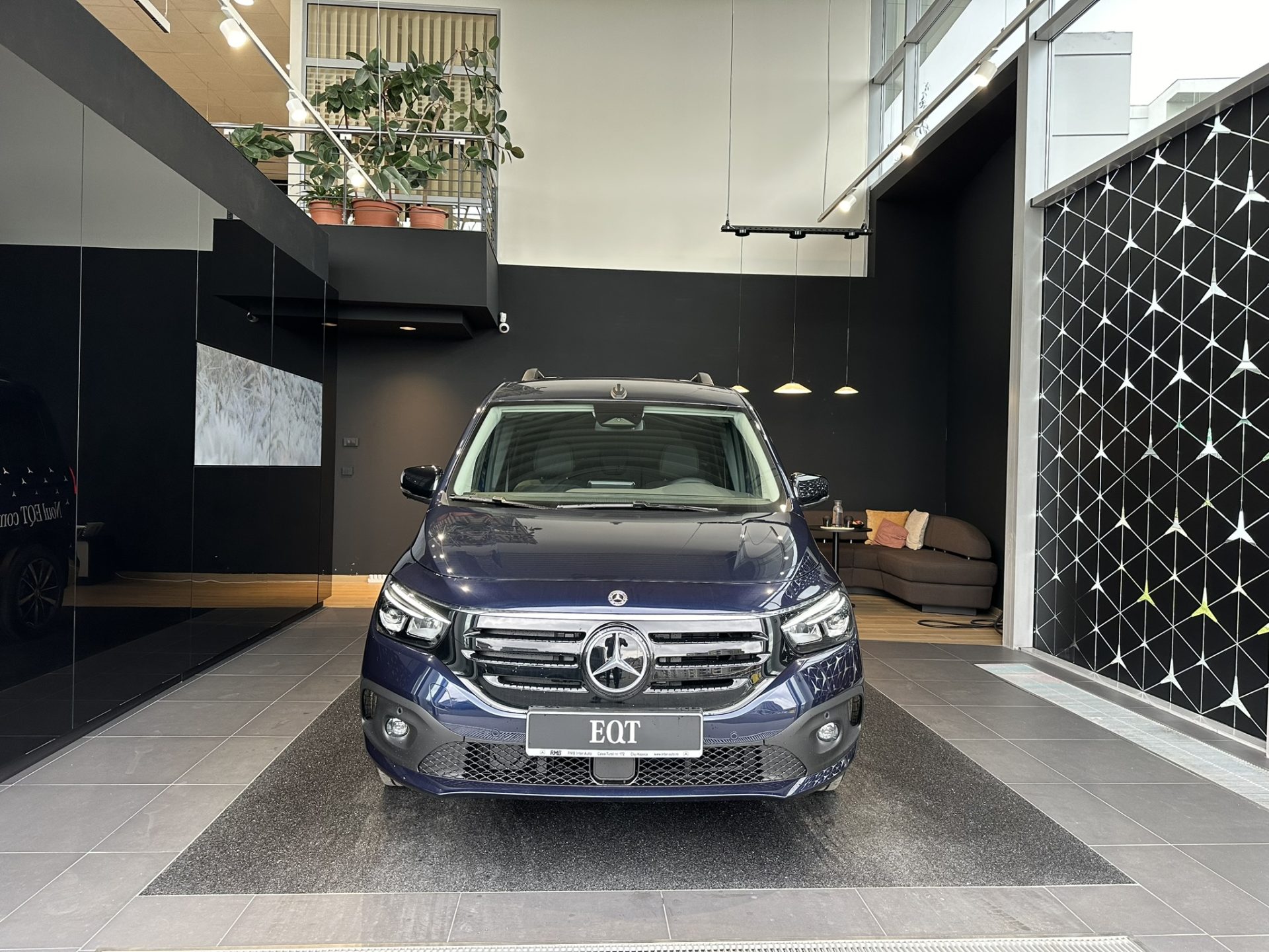 Mercedes-Benz EQT 200 Premium