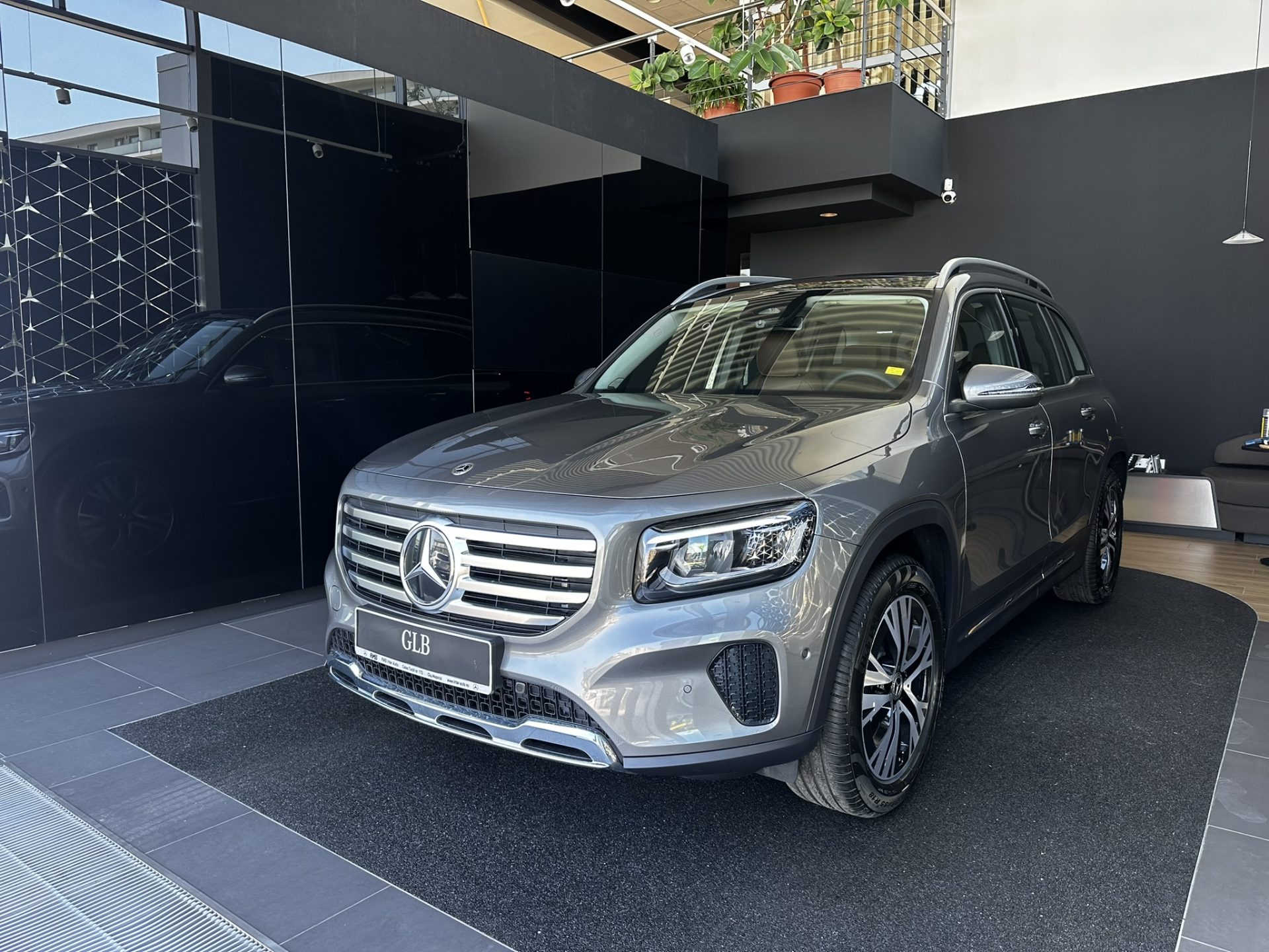 Mercedes-Benz GLB 220 4MATIC MHEV Aut
