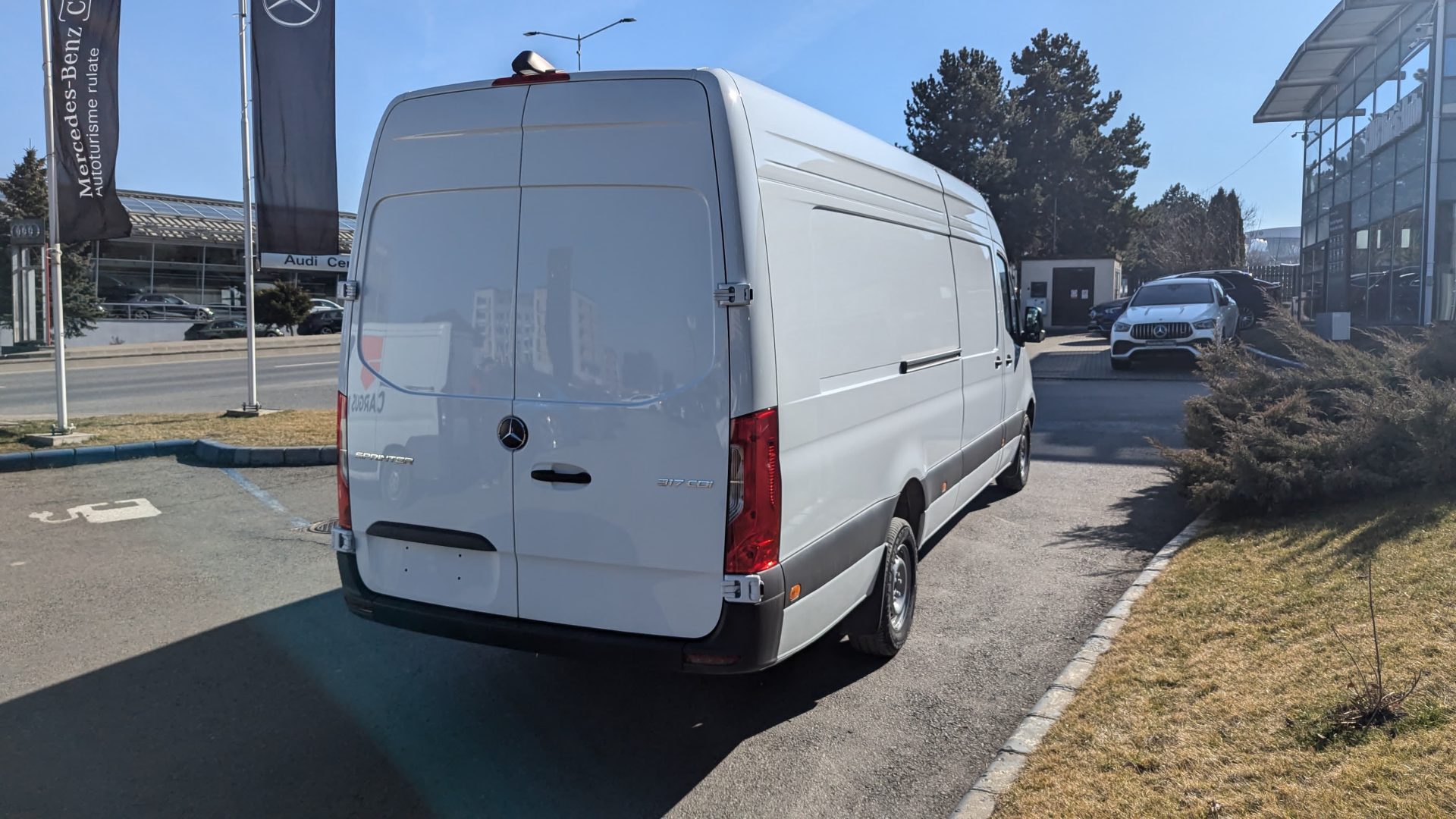 Mercedes-Benz SPRINTER