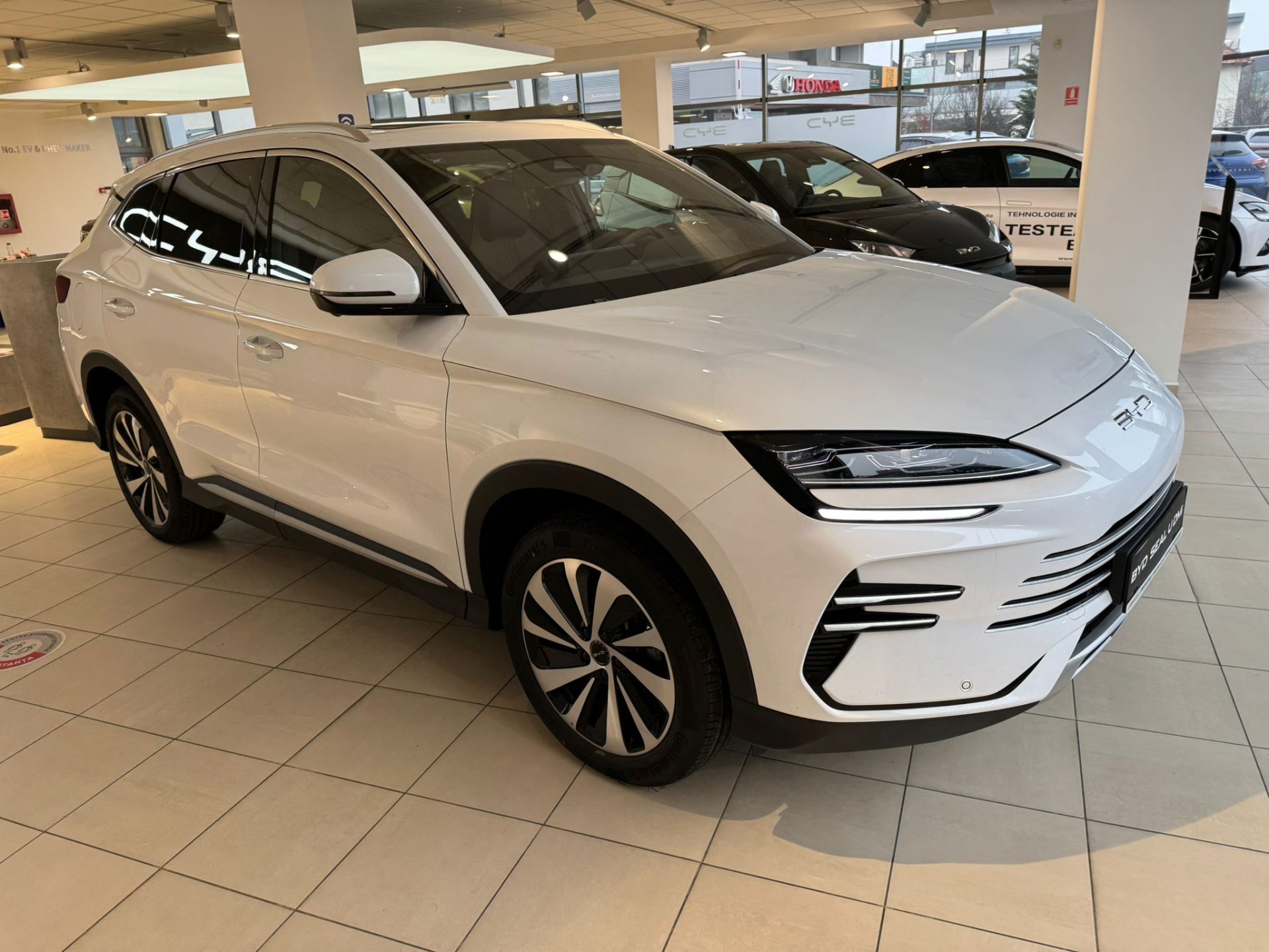 BYD Seal U DMi