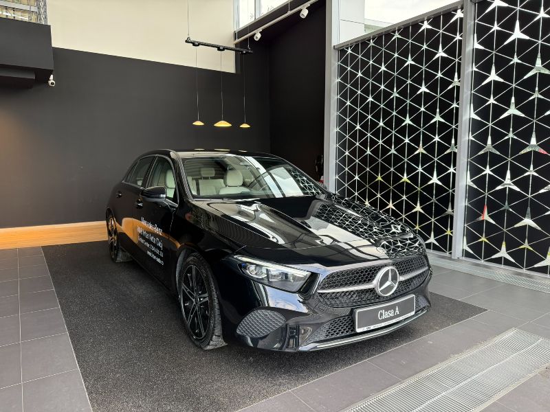 Mercedes-Benz Clasa A 200 MHEV 7G-DCT