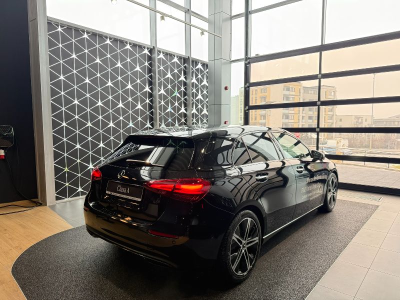Mercedes-Benz Clasa A 200 MHEV 7G-DCT