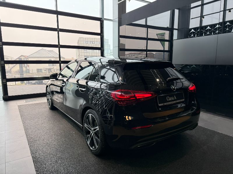 Mercedes-Benz Clasa A 200 MHEV 7G-DCT