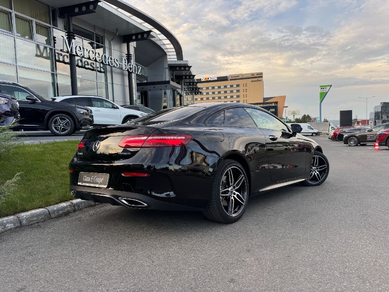 Mercedes-Benz Clasa E 350 D 4Matic Coupe 9G-TRONIC AMG Line