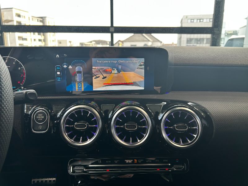 Mercedes-Benz Clasa A 220 4Matic 7G-DCT AMG Line