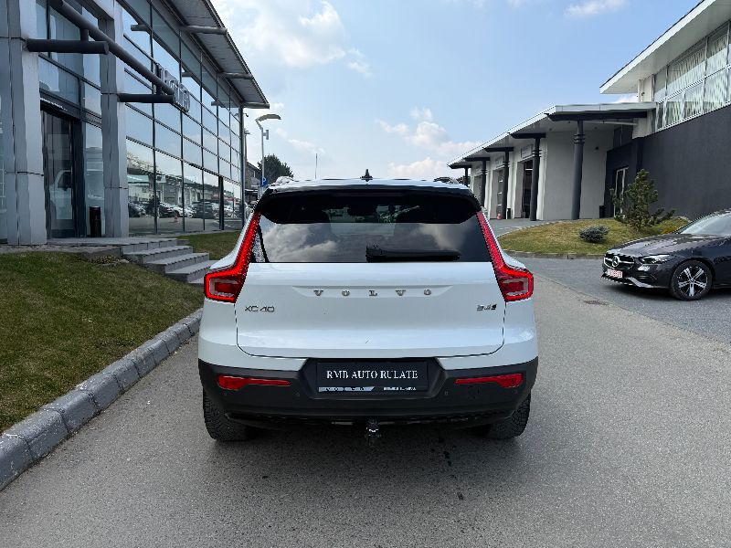 Volvo XC 40 B4 B AWD DKG RDesign