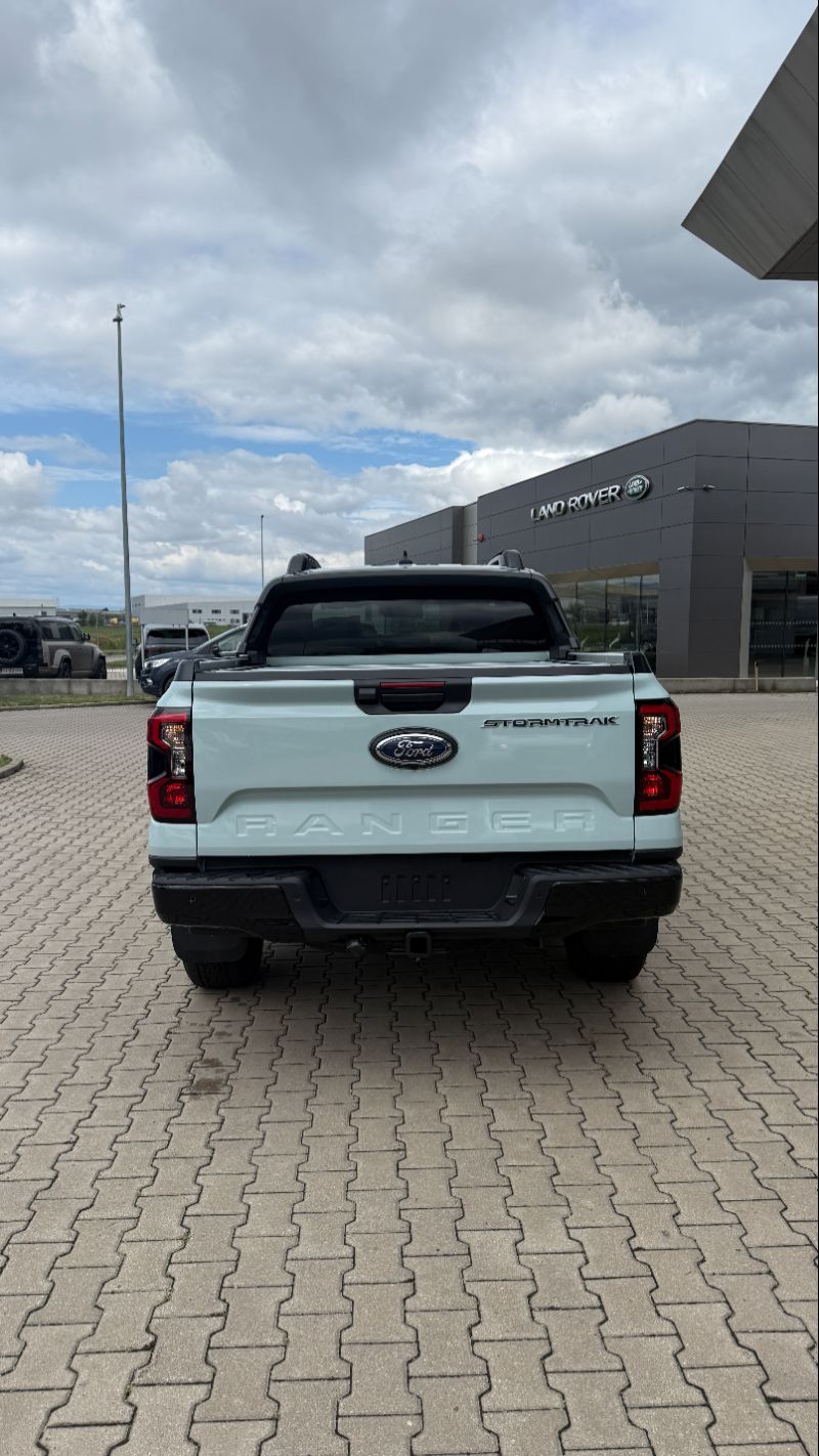 Ford Ranger Pick-Up 2.3 EcoBoost 278 CP 4×4 Cabina Dubla PHEV Stormtrak