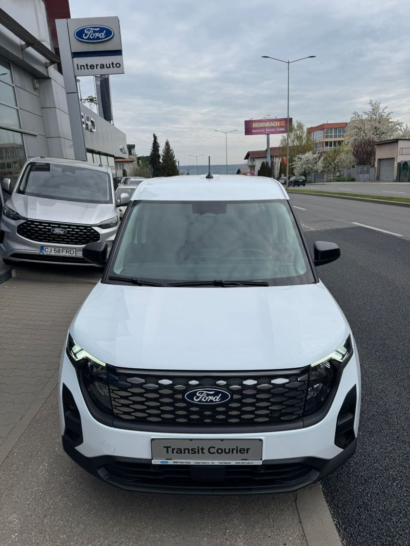 Ford TRANSIT COURIER EV
