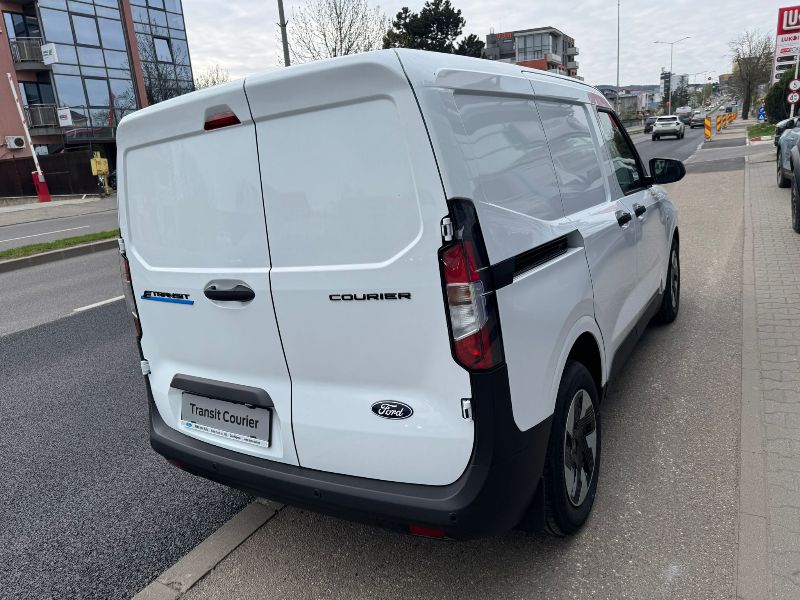 Ford TRANSIT COURIER EV