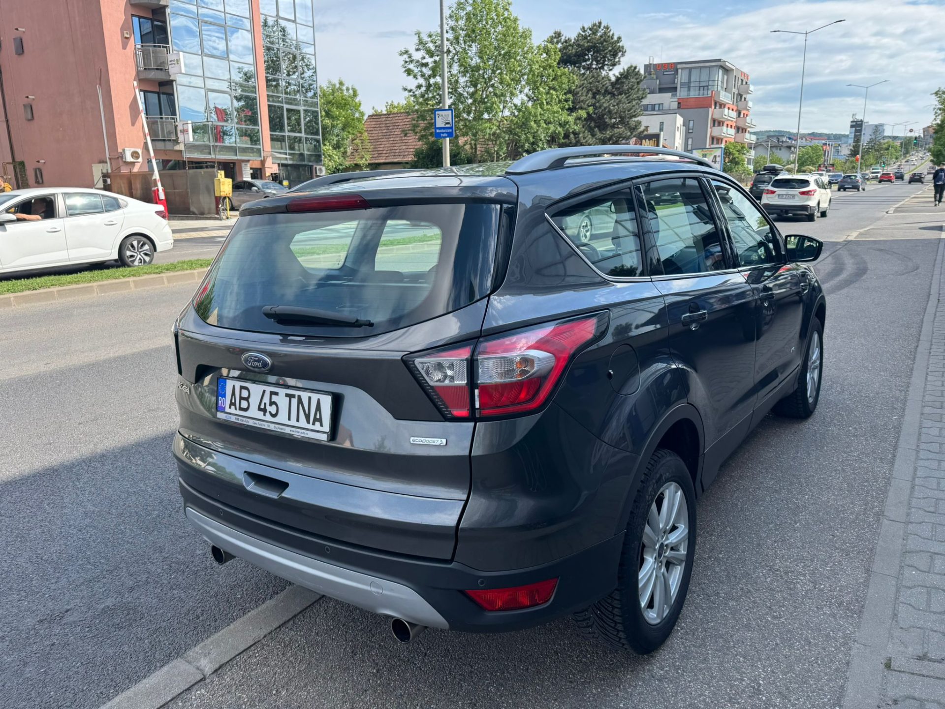 FORD KUGA 1.5 ECOBOOST AWD 182 CP AUTOMAT