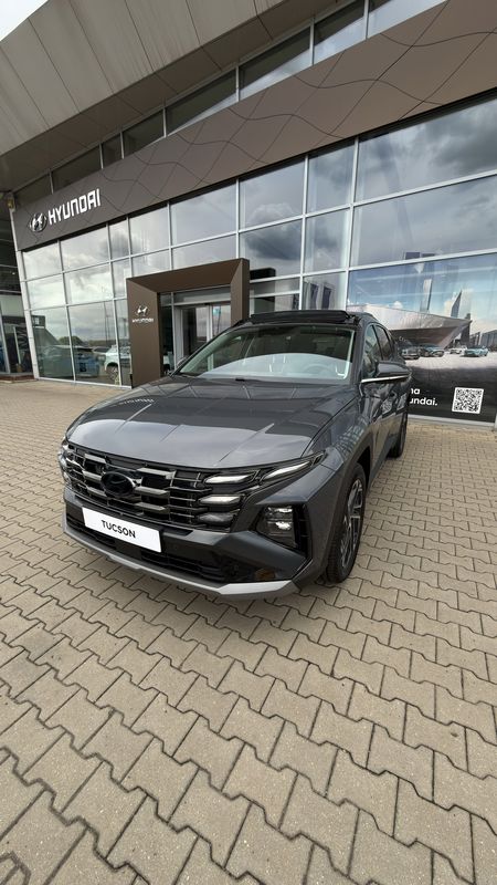 NEW TUCSON 1.6T-GDi 288CP Hybrid Plug-in 4WD 6AT Luxury