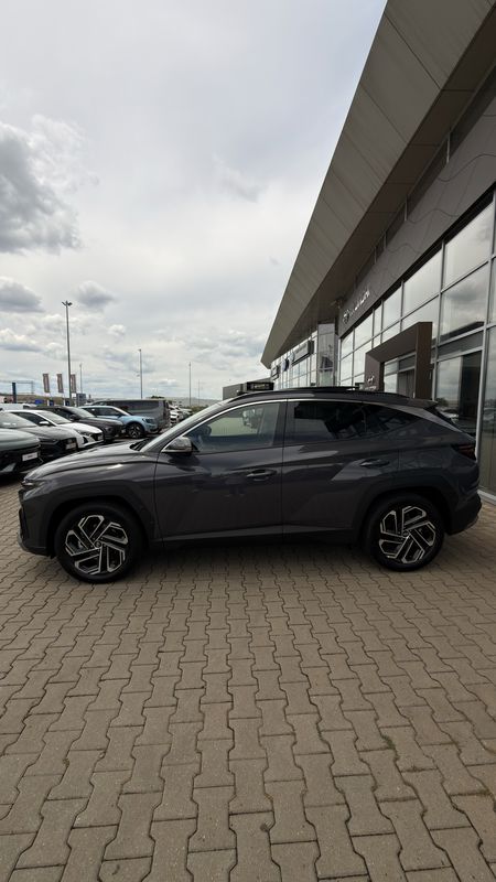 NEW TUCSON 1.6T-GDi 288CP Hybrid Plug-in 4WD 6AT Luxury