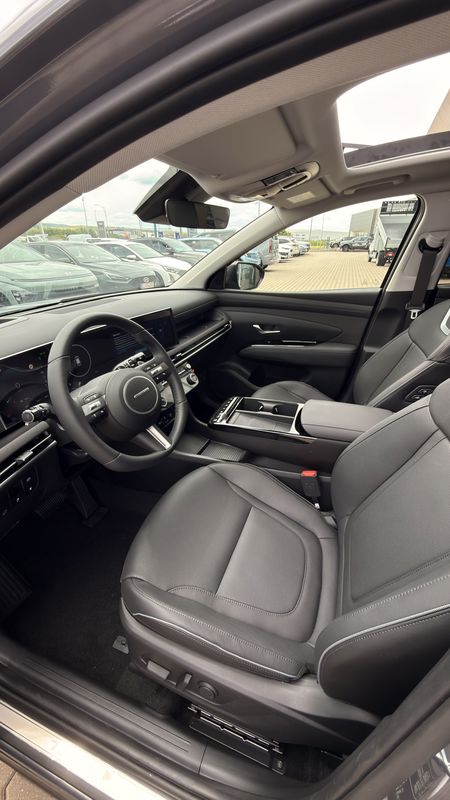 NEW TUCSON 1.6T-GDi 288CP Hybrid Plug-in 4WD 6AT Luxury