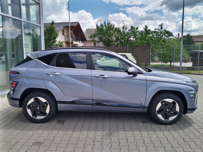 New Kona Electric 64.8kWh 204CP Premium