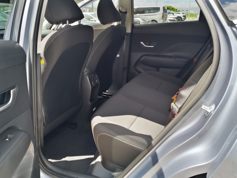 New Kona Electric 64.8kWh 204CP Premium