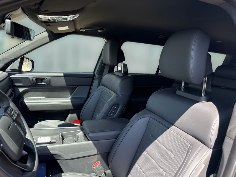 NOUL SANTA FE 1.6T-GDi 288CP HYBRID PLUG-IN 4WD 6AT CALLIGRAPHY+ 7SEATS